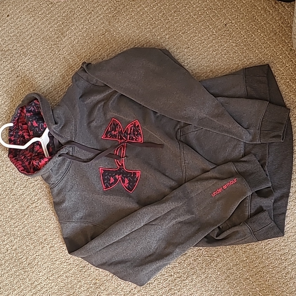 Under Armour Hoodie